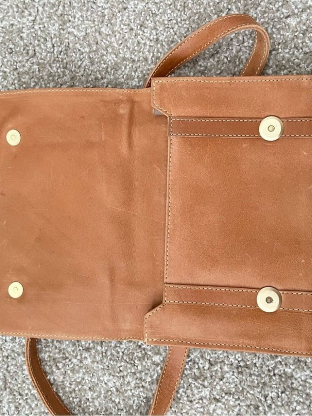 SSKEKO Tan Minimalist Leather Fanny Pack Crossbody Flap Bag - Picture 3 of 5
